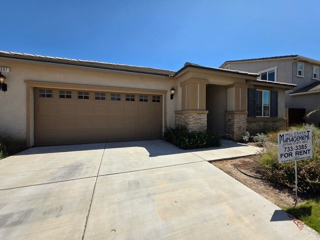 property at 4337 W Robin Ave
