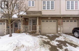 355 Fisher Mills Rd in Cambridge, ON - Building Photo