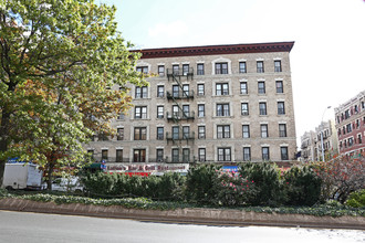 3860-3866 Broadway in New York, NY - Building Photo - Building Photo