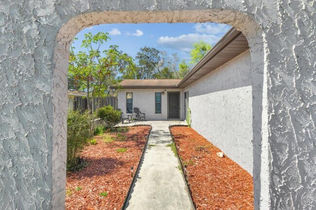 1307 Malone Ave in Spring Hill, FL - Building Photo - Building Photo