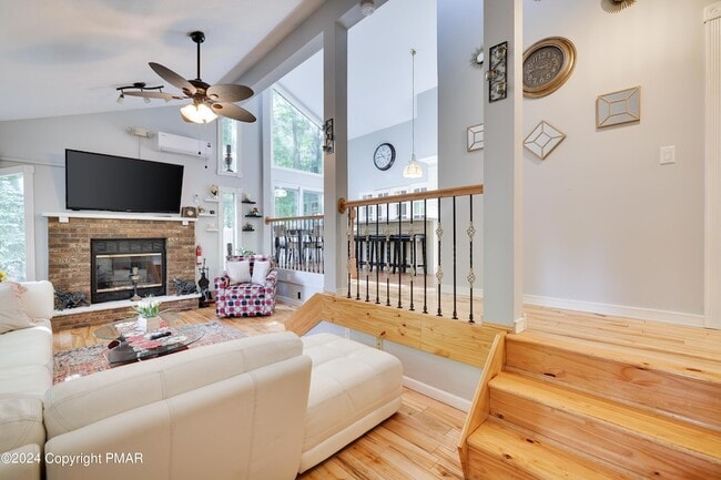 2933 Melody Ln in Tobyhanna, PA - Building Photo - Building Photo