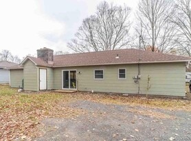 132 Red Top Rd in Wallkill, NY - Building Photo