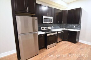 1523 W Girard Ave in Philadelphia, PA - Building Photo