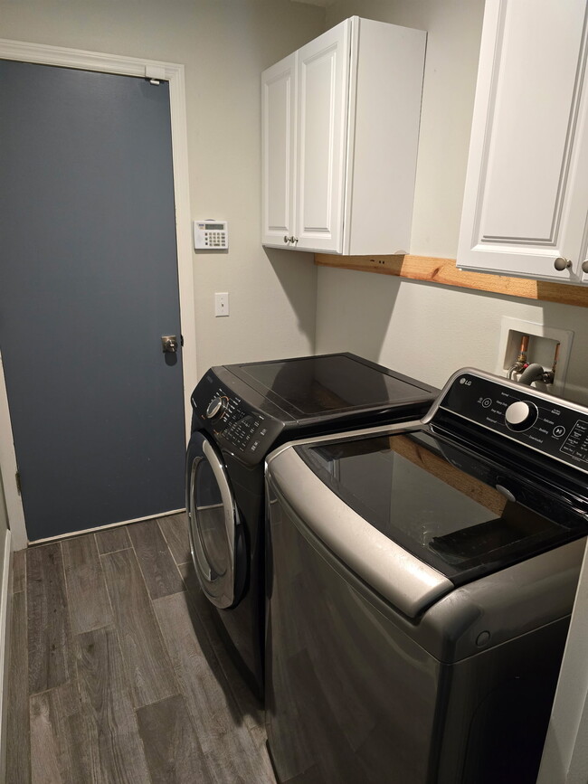 241 Pine Shadow Ln in Auburndale, FL - Building Photo - Building Photo