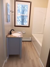 1229 S 7th St, Unit 04 in Sheboygan, WI - Building Photo - Building Photo