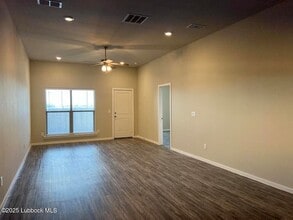 2104 N Avenue K, Unit Unit B in Lubbock, TX - Building Photo - Building Photo