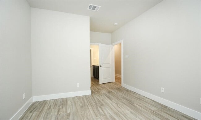 9012 Lonestar River Ln in Houston, TX - Building Photo - Building Photo