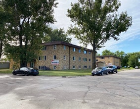 North Ridge in Jamestown, ND - Foto de edificio - Building Photo