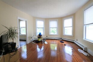 1102 Broadway, Unit 2 in Somerville, MA - Building Photo
