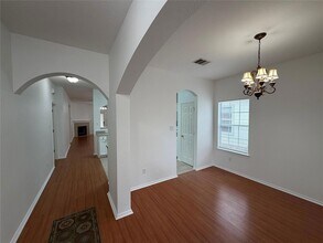 9403 Brandts Wood St in Austin, TX - Foto de edificio - Building Photo