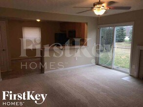 2420 Ashpoint St in Columbus, OH - Building Photo - Building Photo