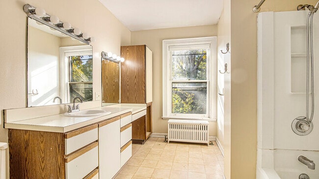 441 Madison Ave SE in Grand Rapids, MI - Building Photo - Building Photo