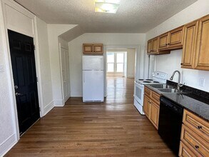 404 S Marion St in Kirksville, MO - Foto de edificio - Building Photo