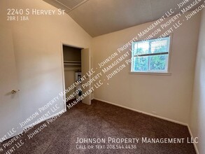 2240 S Hervey St in Boise, ID - Foto de edificio - Building Photo