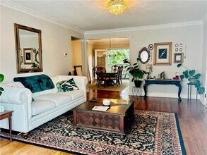 115 Peachtree Memorial Dr NW in Atlanta, GA - Building Photo - Building Photo