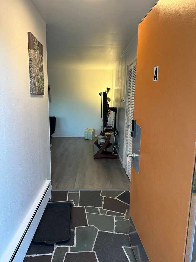 521 N St in Anchorage, AK - Building Photo - Building Photo