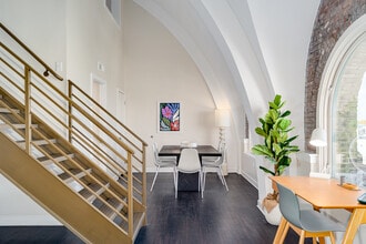 The Divine Lorraine in Philadelphia, PA - Foto de edificio - Interior Photo