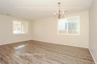 5815 W Ave J 12 in Lancaster, CA - Foto de edificio - Building Photo