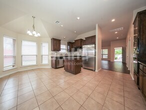 16304 Fair Winds Way in Edmond, OK - Building Photo - Building Photo