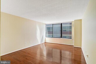 1301 20th St NW in Washington, DC - Building Photo - Building Photo