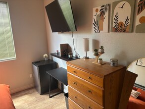 4760 Sandalwood Way in Oceanside, CA - Building Photo - Building Photo