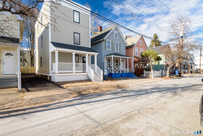 property at 28 Townsend St