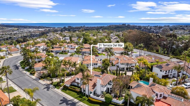 31 Terraza Del Mar in Dana Point, CA - Building Photo - Building Photo