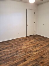 150 Joe Hale Dr in Johnson City, TN - Building Photo - Building Photo