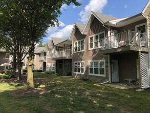 Hope Senior Apartments-62+ in Oxford, MI - Building Photo - Building Photo