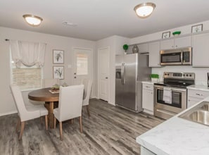 5089 Woodstream Dr in Alexander, AR - Foto de edificio - Building Photo