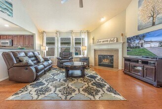 3115 Orange St in Pearland, TX - Building Photo - Building Photo