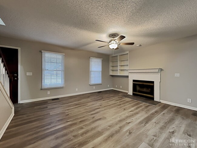 730 Brushy Ridge Dr in La Vergne, TN - Building Photo - Building Photo