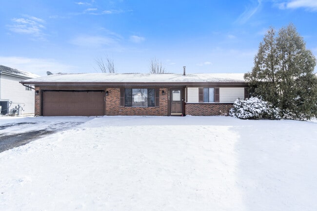 1585 Nautilus Ln