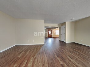 3455 Lakebrook Ct in Hamilton, OH - Building Photo - Building Photo