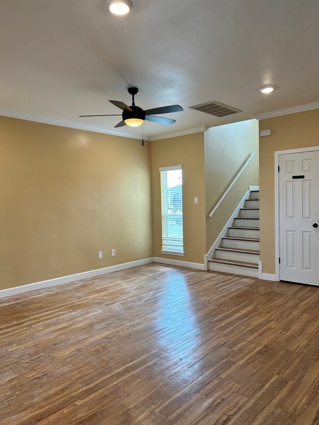 15325 Cruiser St in Corpus Christi, TX - Building Photo - Building Photo