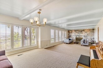 531 Edgehill Dr in Providence, UT - Building Photo - Building Photo