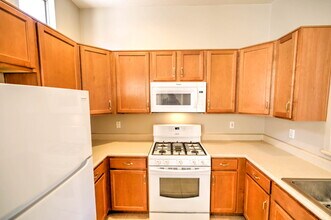 5126 N Pinnacle Point Dr in Tucson, AZ - Building Photo - Building Photo