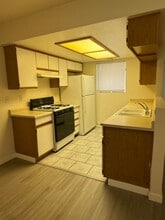 3052 St George St in North Las Vegas, NV - Building Photo - Building Photo