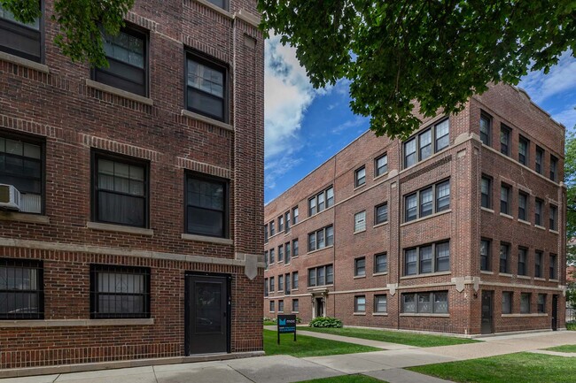 5202-5210 S. Cornell Avenue in Chicago, IL - Building Photo - Building Photo