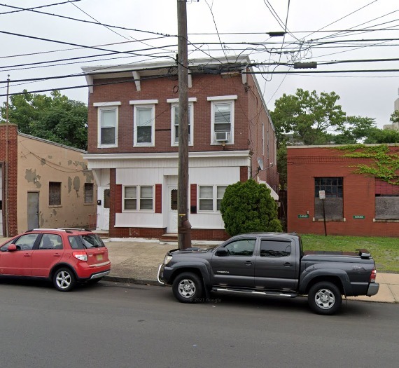 362 High St in Perth Amboy, NJ - Building Photo