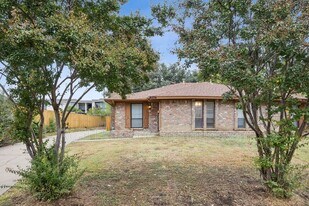 8238 El Retiro Rd in Fort Worth, TX - Building Photo