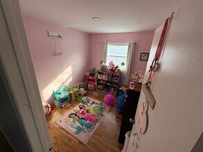 16 Wilson Ave, Unit 1 in Selden, NY - Building Photo - Building Photo