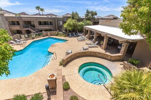 1720 E Thunderbird Rd in Phoenix, AZ - Building Photo