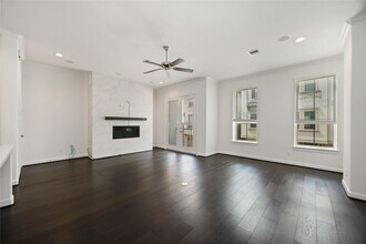 4012 Centre Valley Ln in Houston, TX - Building Photo - Building Photo