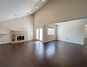3320 Fontaine St in Plano, TX - Building Photo - Building Photo