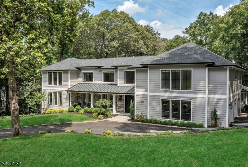 315 Freemans Ln in Franklin Lakes, NJ - Building Photo
