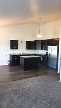 3130 27th St S in Moorhead, MN - Building Photo - Building Photo