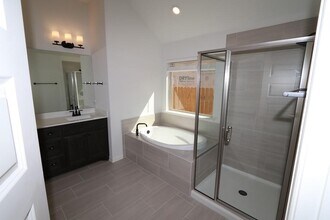 311 Mangold Dr in Hutto, TX - Building Photo - Building Photo