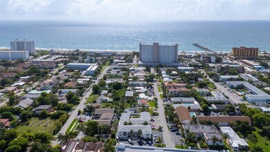 1907 NE 4th St, Unit 8 in Deerfield Beach, FL - Building Photo - Building Photo