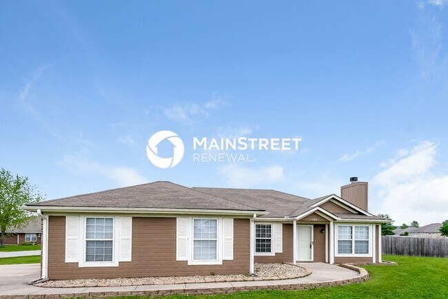 property at 1109 SW Sandy Ln
